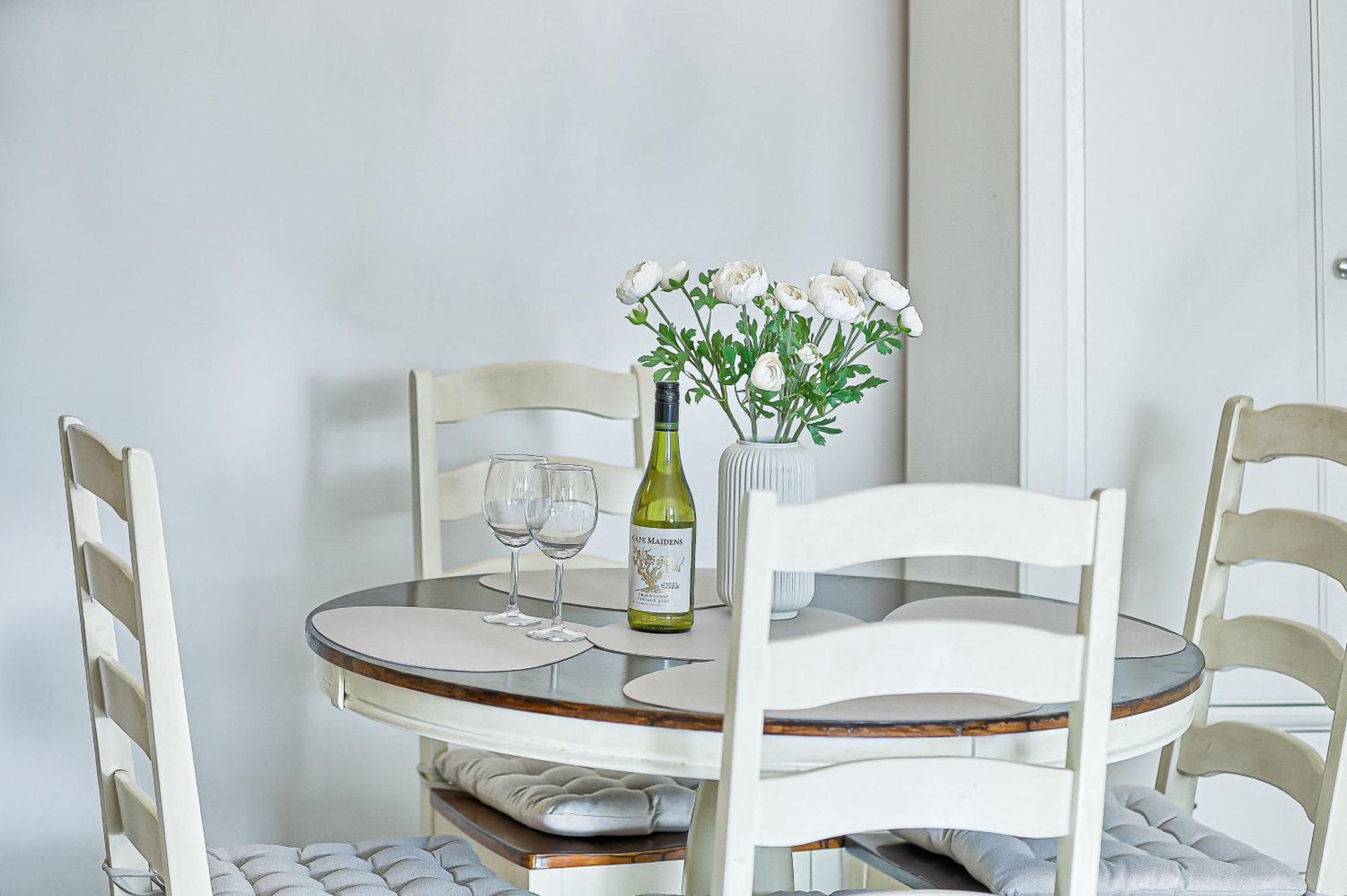 Elegant In Old Town Self Check In 24x7 By H&h * VNO